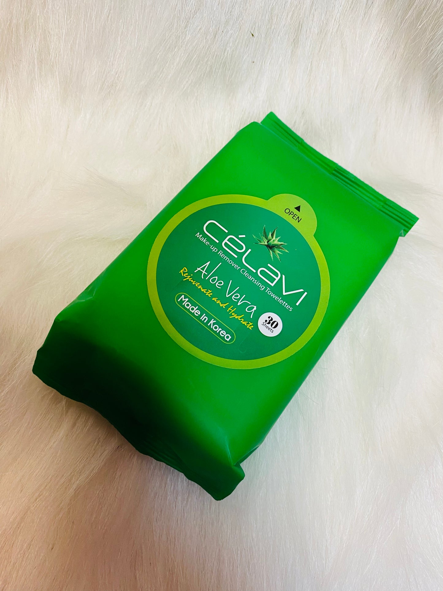 ALOE MAKEUP WIPES